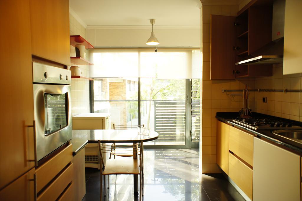 Modern Apartment Near The Bridge Lisboa Eksteriør billede